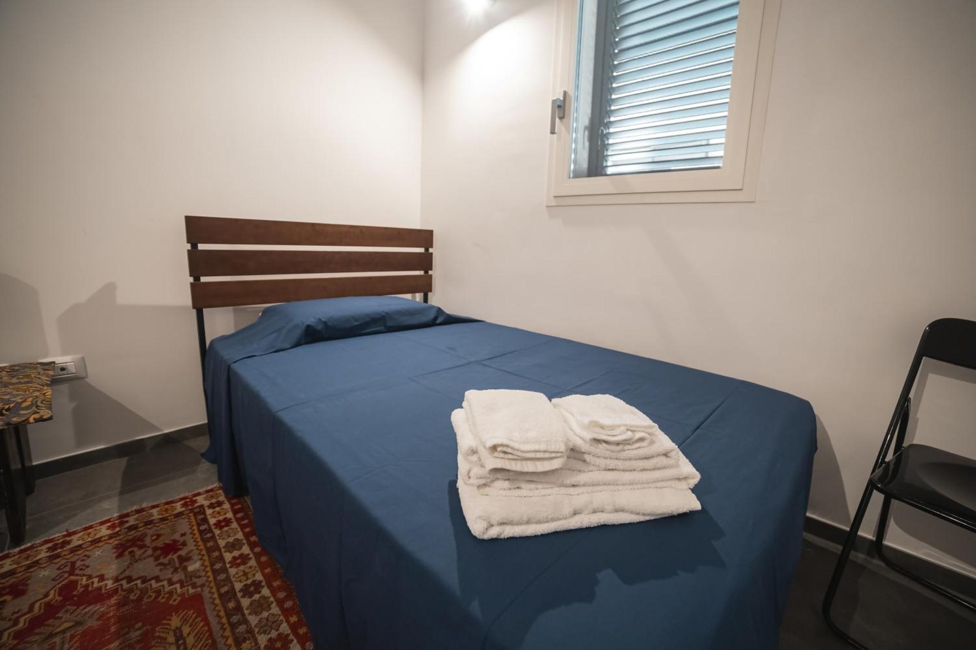 Suite Piazza Mazzini 90 Mq 5 Lecce Bagian luar foto