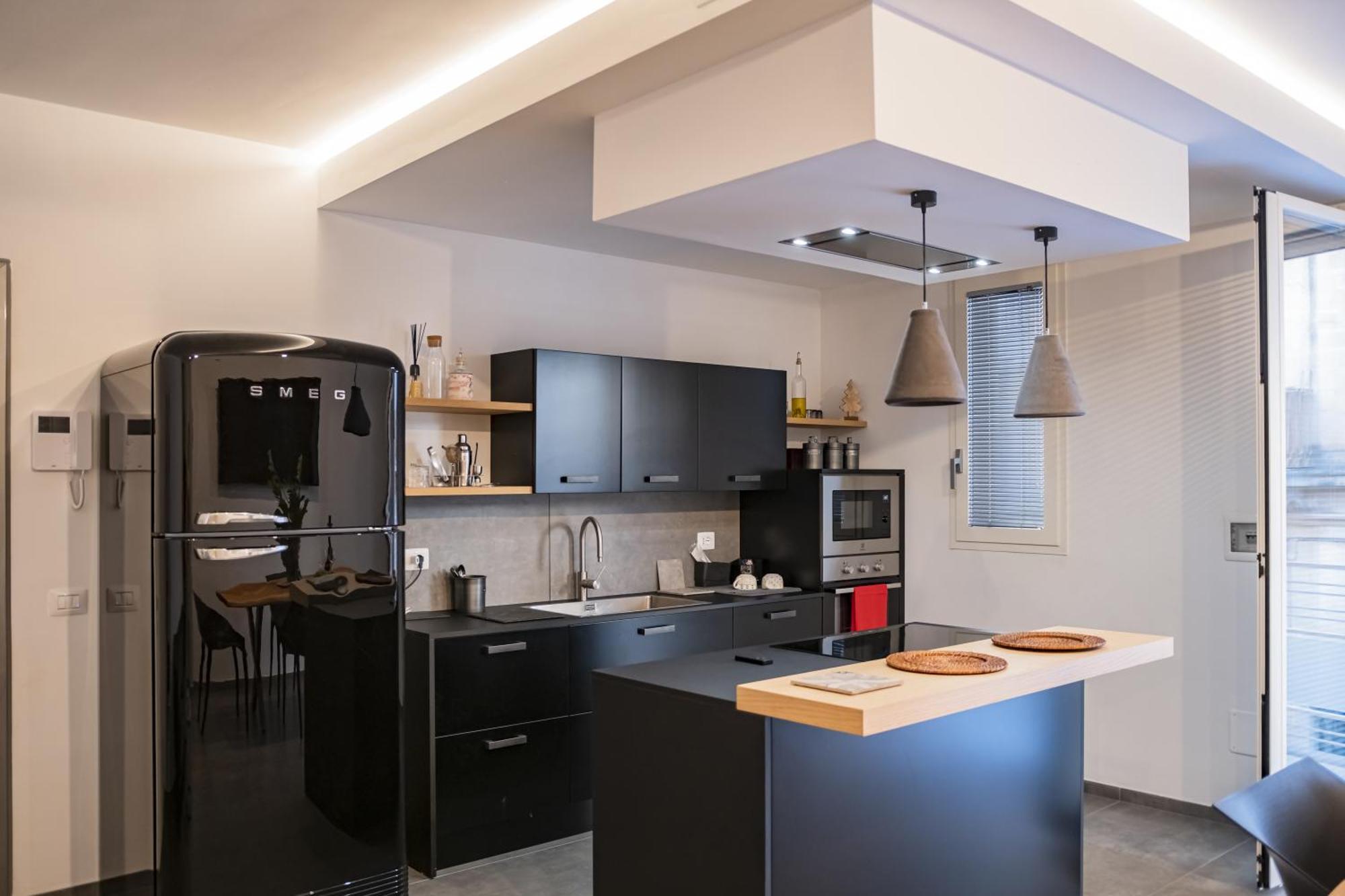 Suite Piazza Mazzini 90 Mq 5 Lecce Bagian luar foto